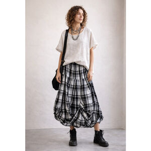 Escaladya Plaid Bubble Skirt Black White Balloon Hem Cotton Made in Germany M/L